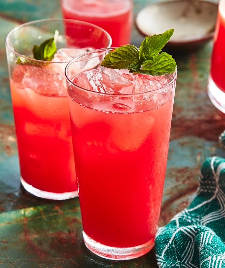 Pink watermelon juice with fresh mint
